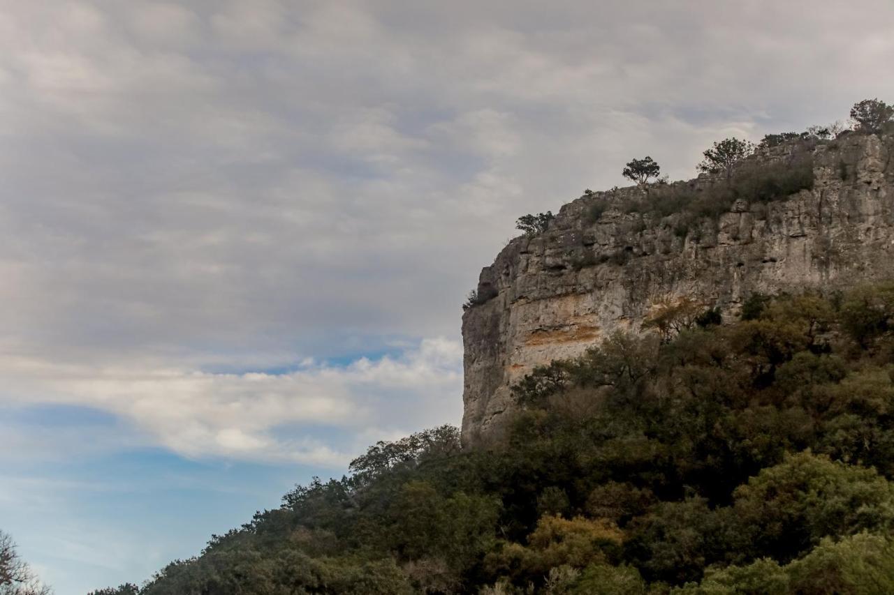 Seven Bluff Cabins Concan Kültér fotó