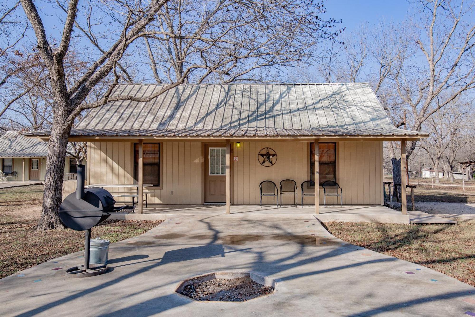 Seven Bluff Cabins Concan Kültér fotó